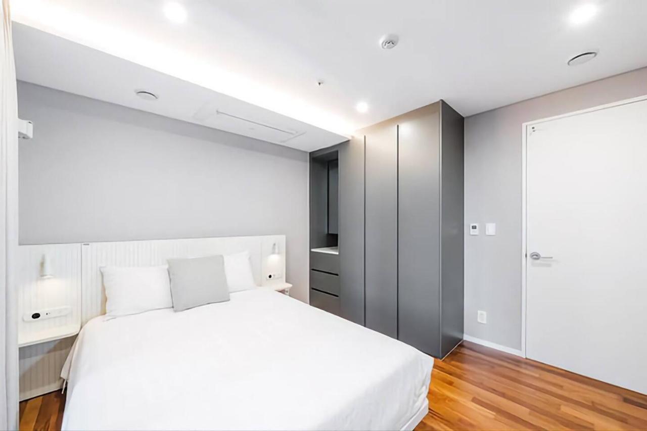 Apartament Uh Flat The Seocho Seul Zewnętrze zdjęcie